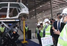 Gadkari inaugurates vehicle scrapping centre