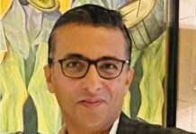 Bajaj Auto appoints Dinesh Thapar as new CFO