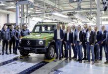 Mercedes celebrates 500,000th G-Class