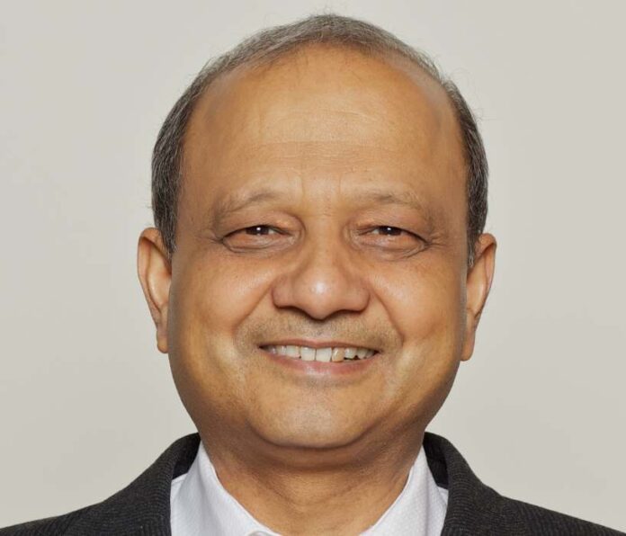 Vinod Aggarwal President SIAM and MD CEO VECV