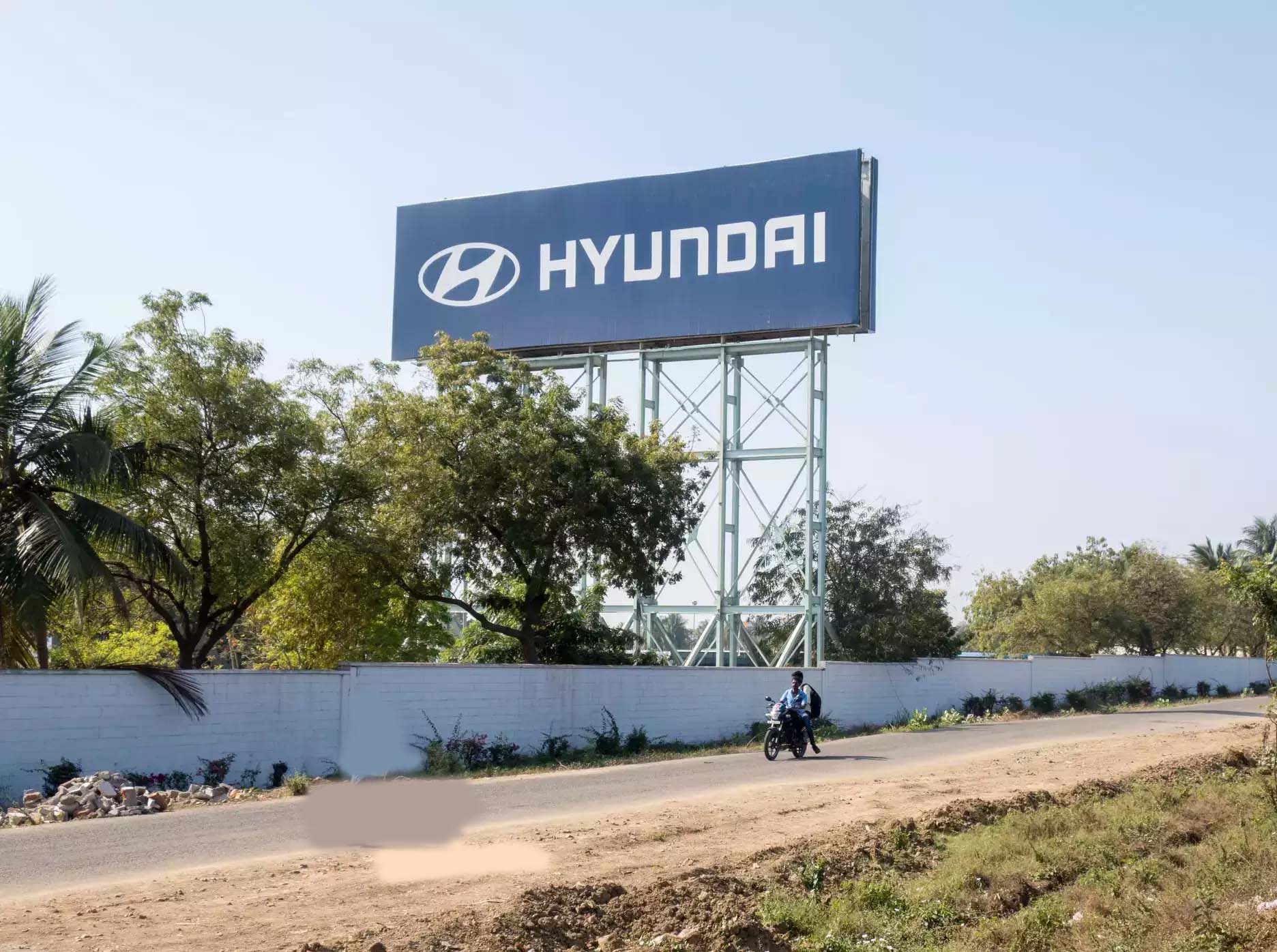 Hyundai to invest Rs 20,000 cr in Tamil Nadu over 10 years Autoguideindia