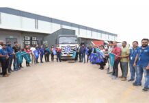 GreenLine deploys 25 LNG-Powered trucks for Flipkart