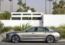 1,000 and counting: BMW India sets new benchmark with BMW i7 deliveries