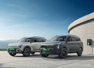 Kia India expands Carens Clavis EV lineup with GT-Line, X-Line trims & 6-seater option