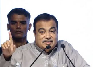 No long-term future for Petrol and Diesel Vehicles: Nitin Gadkari