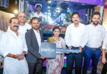 SWITCH Mobility flags off first electric intercity coaches for Mumbai–Pune route