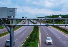 India plans barrier-free highway tolling system by 2026 with distance-based charges