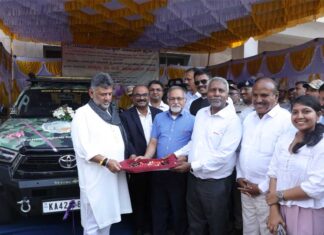 Toyota Kirloskar Motor strengthens emergency response with Hilux vehicles in Karnataka
