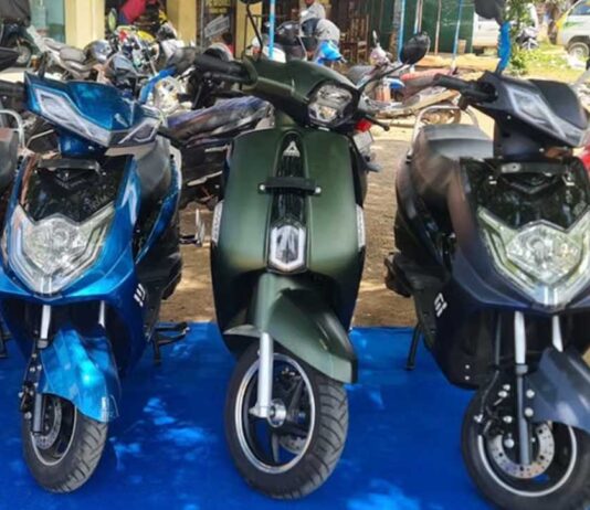 Amazon.in two-wheeler sales double as Tier 2 and Tier 3 cities drive online vehicle purchases