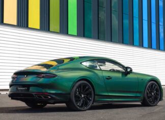 Bentley opens advanced new paint shop, debuts exclusive Spectraflair finish