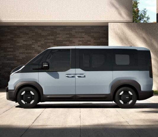 Kia PV5 Passenger wins Autocar’s ‘Best Large Car’ award for 2026