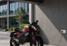 Avore Electric enters electric motorcycle segment with launch of EX