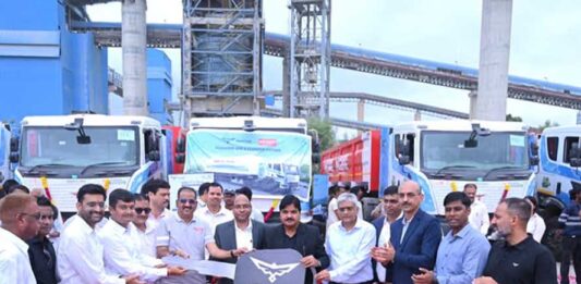 Montra Electric deploys 250 EV trucks for Wonder Cement Logistics