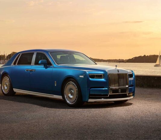 Rolls-Royce unveils One-Off Phantom Regatta Bespoke Model