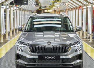 Škoda Auto produces one-millionth Karoq at Kvasiny Plant