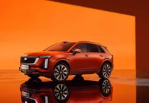 Cadillac XT5 PHEV debuts in China with Momenta R7 World Model