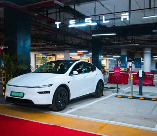 Tesla opens new Thane charging station, launches Refer & Earn programme