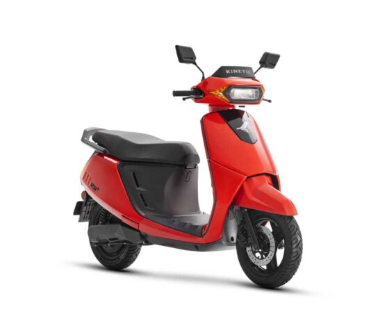 Kinetic DX+ 3.1 kWh launched at ₹1.28 lakh; Range up to 132 km